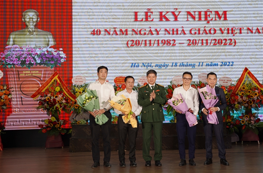 Học viện Kỹ thuật mật mã tổ chức Lễ kỷ niệm 40 năm ngày Nhà giáo Việt Nam