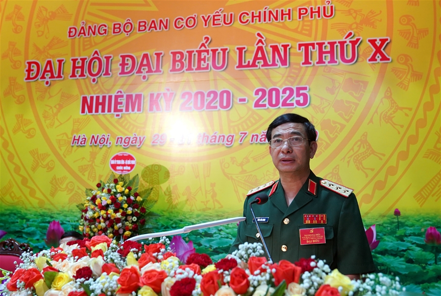 Xây dựng ngành Cơ yếu Việt Nam cách mạng, chính quy, tiến thẳng lên hiện đại
