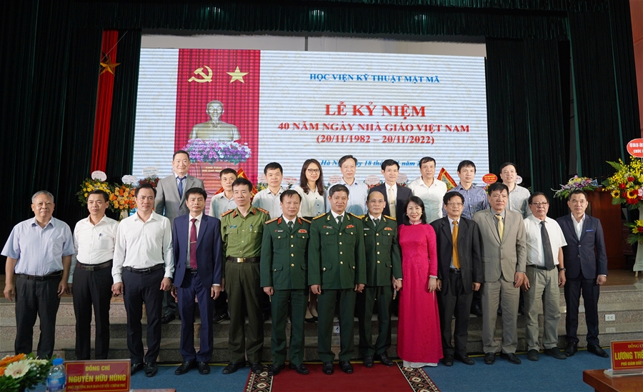 Lễ kỷ niệm 40 năm ngày Nhà giáo Việt Nam tại Học viện Kỹ thuật mật mã