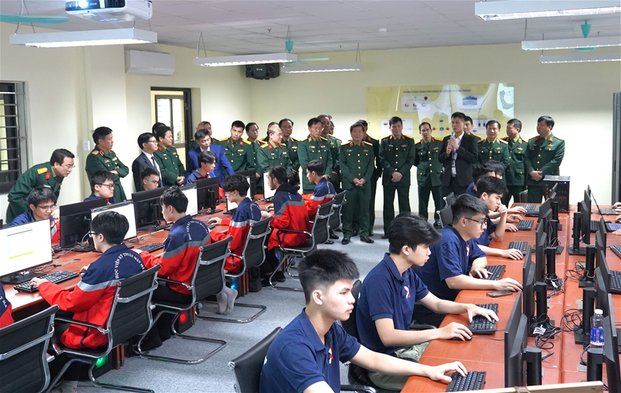 Học viện Kỹ thuật mật mã vinh dự tiếp đón Thượng tướng Lê Huy Vịnh, Thứ trưởng Bộ Quốc phòng