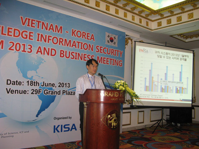 Diễn đàn về an toàn thông tin và gặp gỡ trao đổi thương mại với KISIA