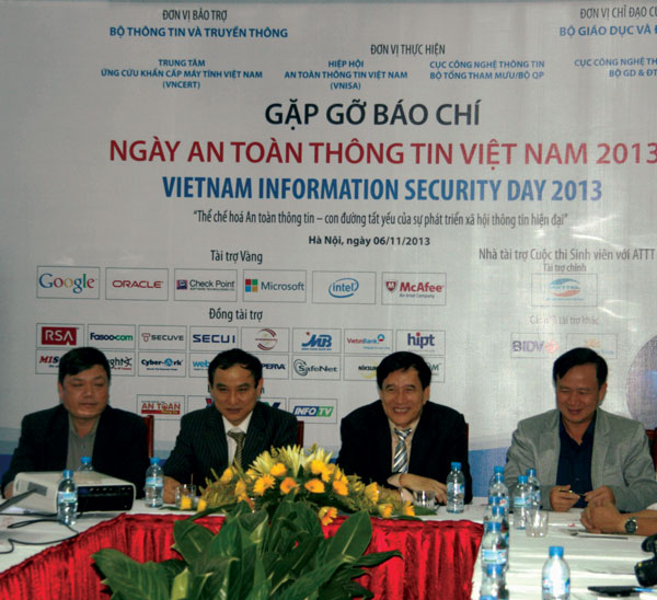 VNISA gặp mặt báo chí giới thiệu Ngày An toàn thông tin Việt Nam 2013