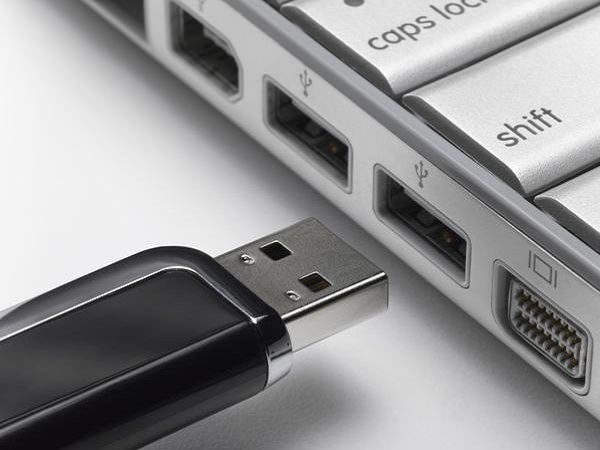 Thế giới đối mặt nguy cơ không USB vì mã độc nguy hiểm