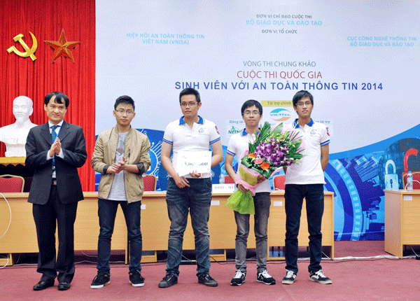 Chung khảo cuộc thi quốc gia “Sinh viên với An toàn thông tin” năm 2014