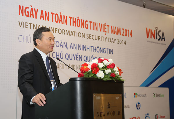 Ông Ngô Vi Đồng, Chủ tịch Chi hội VNISA phía Nam phát biểu tại Hội thảo