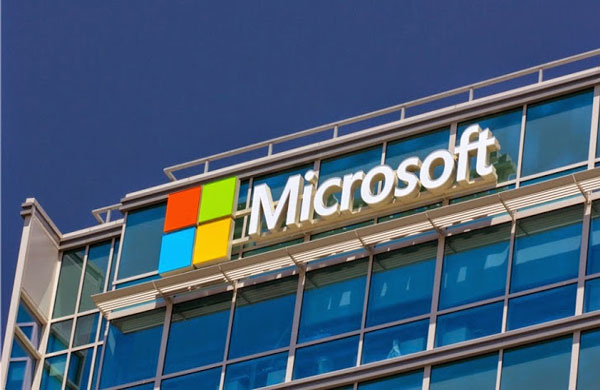 Microsoft tích cực vá 3 lỗ hổng zero-day
