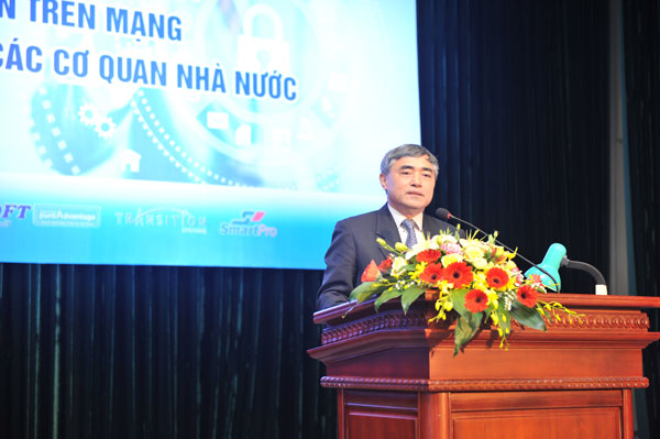 Đồng chí Nguyễn Minh Hồng, Thứ trưởng Bộ TT&TT phát biểu chào mừng tại Hội Thảo