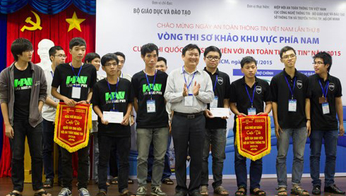 Sơ khảo cuộc thi quốc gia “Sinh viên với An toàn thông tin” năm 2015