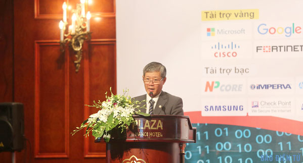 Thứ trưởng Bộ TT&TT Nguyễn Thành Hưng phát biểu tại Hội thảo