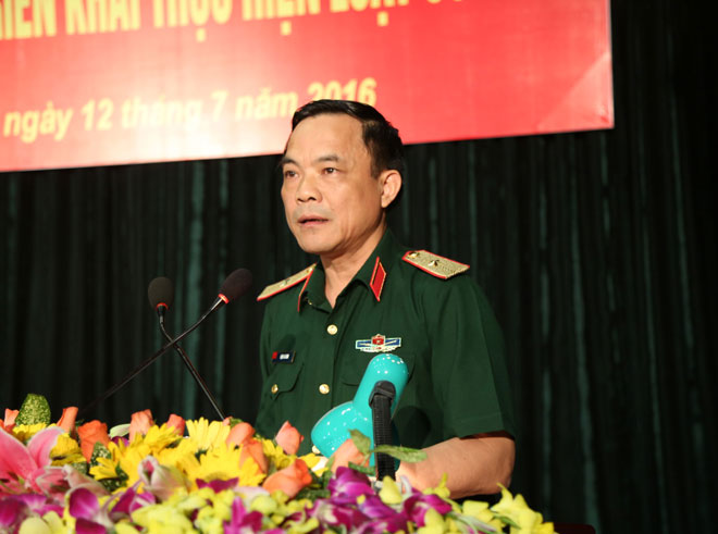 Thiếu tướng Đặng Vũ Sơn, Trưởng ban Ban Cơ yếu Chính phủ phát biểu chào mừng tại Hội nghị