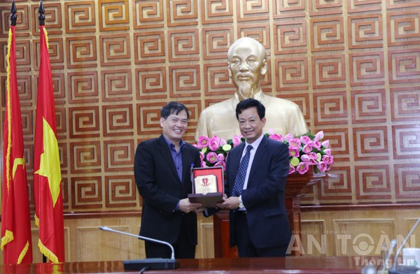 Lãnh đạo Ban Cơ yếu Chính phủ làm việc về công tác cơ yếu tại tỉnh Điện Biên, Lai Châu