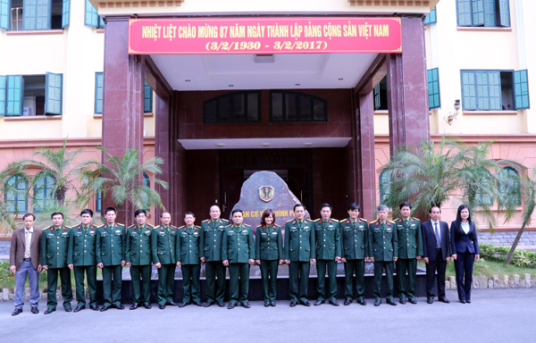 Đoàn công tác của Bộ Quốc phòng đến thăm và làm việc với Ban Cơ yếu Chính phủ về công tác phổ biến, giáo dục pháp luật