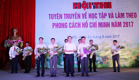 Hội thi tuyên truyền về học tập và làm theo phong cách Hồ Chí Minh