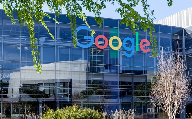 Google bị tố lạm dụng dữ liệu cá nhân