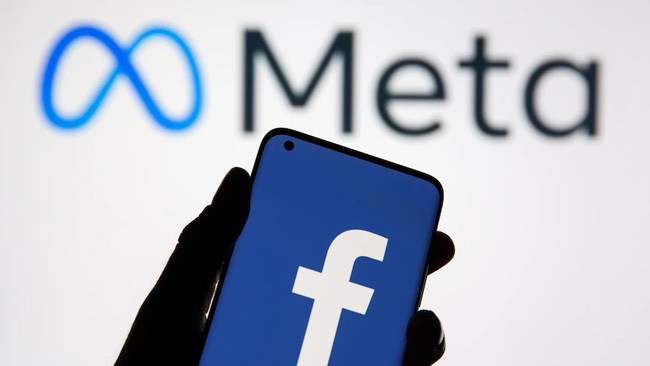 Facebook bị tố làm cạn pin điện thoại