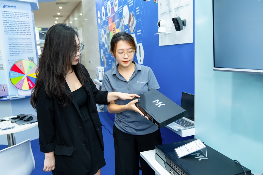 Bốn doanh nghiệp công nghệ Việt bắt tay sản xuất thiết bị an ninh mạng Make in Vietnam