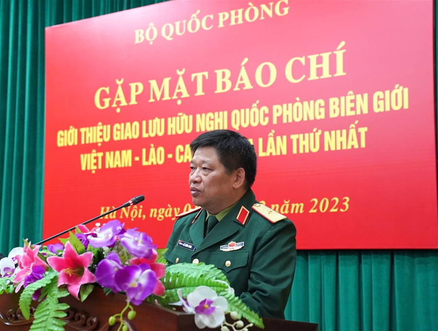 Gặp mặt báo chí giới thiệu Giao lưu hữu nghị Quốc phòng biên giới  Việt Nam - Lào - Campuchia lần thứ nhất